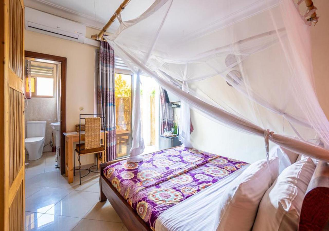 Heaven Restaurant & Boutique Hotel كيغالي المظهر الخارجي الصورة
