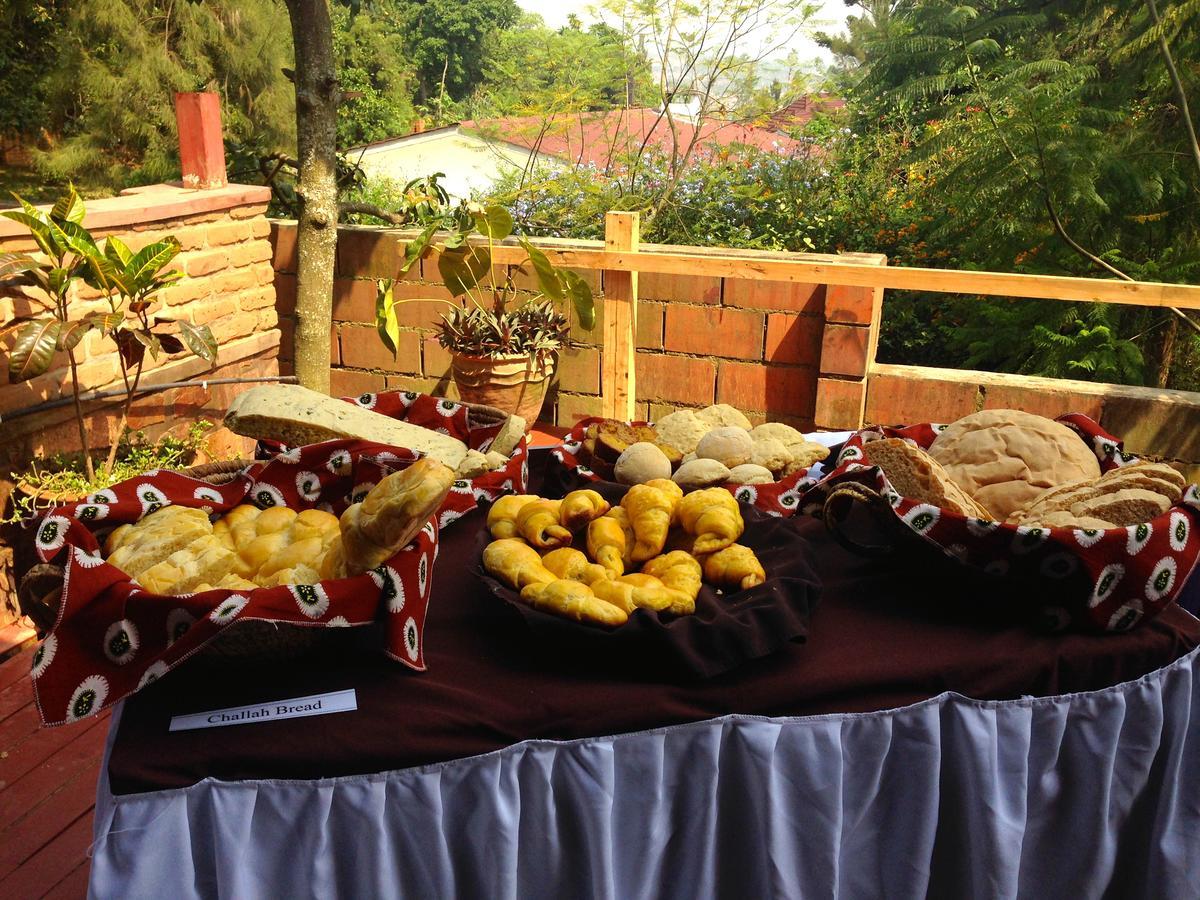 Heaven Restaurant & Boutique Hotel كيغالي المظهر الخارجي الصورة